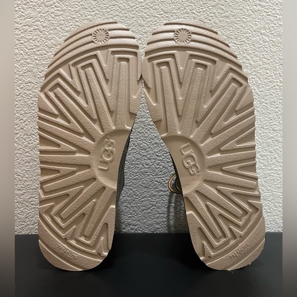 NIB UGG Men’s Neumel Boot,  Charcoal, Sz 7 - Picture 6 of 6